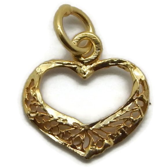Heart Pendant Charm. 14k Yellow Gold!!